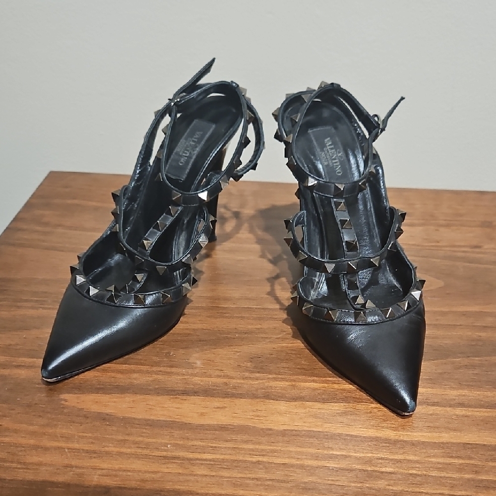Valentino Garavani Rockstud Ankle Strap Pumps with Tonal Studs - Black - Sz 39.5